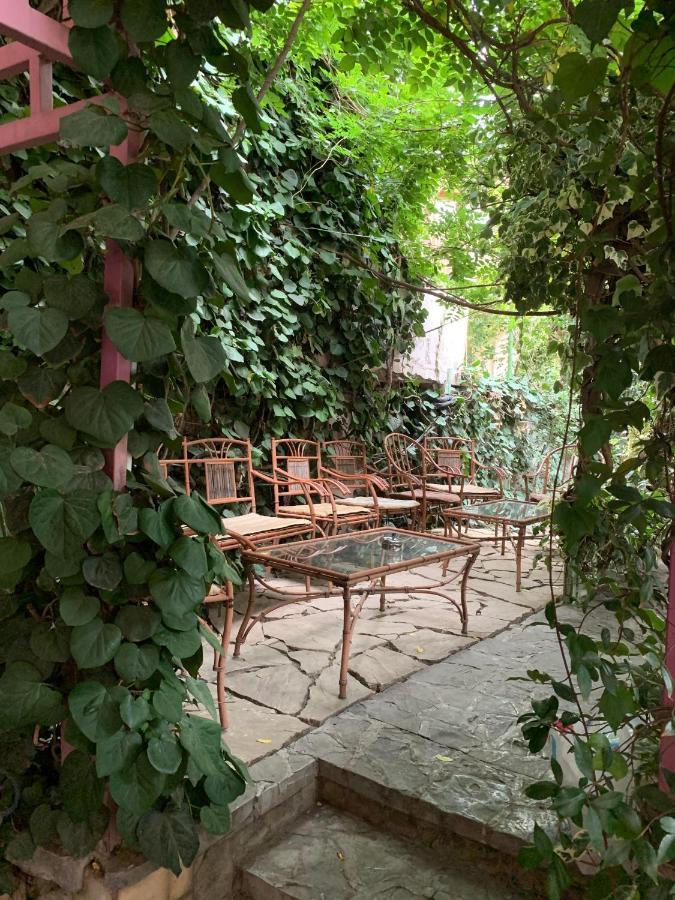 Irmeni Hotel Tbilisi Esterno foto