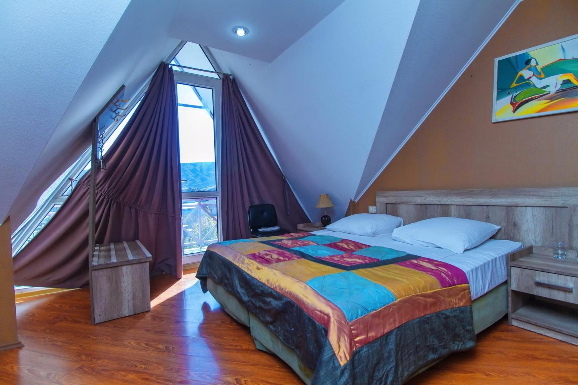 Irmeni Hotel Tbilisi Esterno foto
