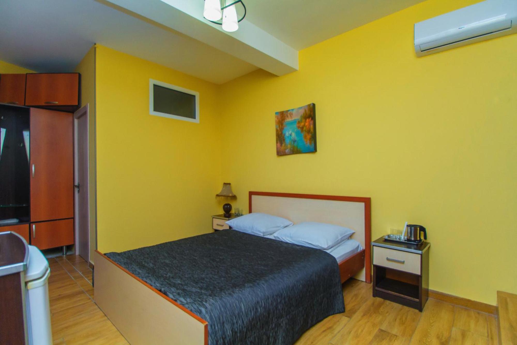 Irmeni Hotel Tbilisi Esterno foto