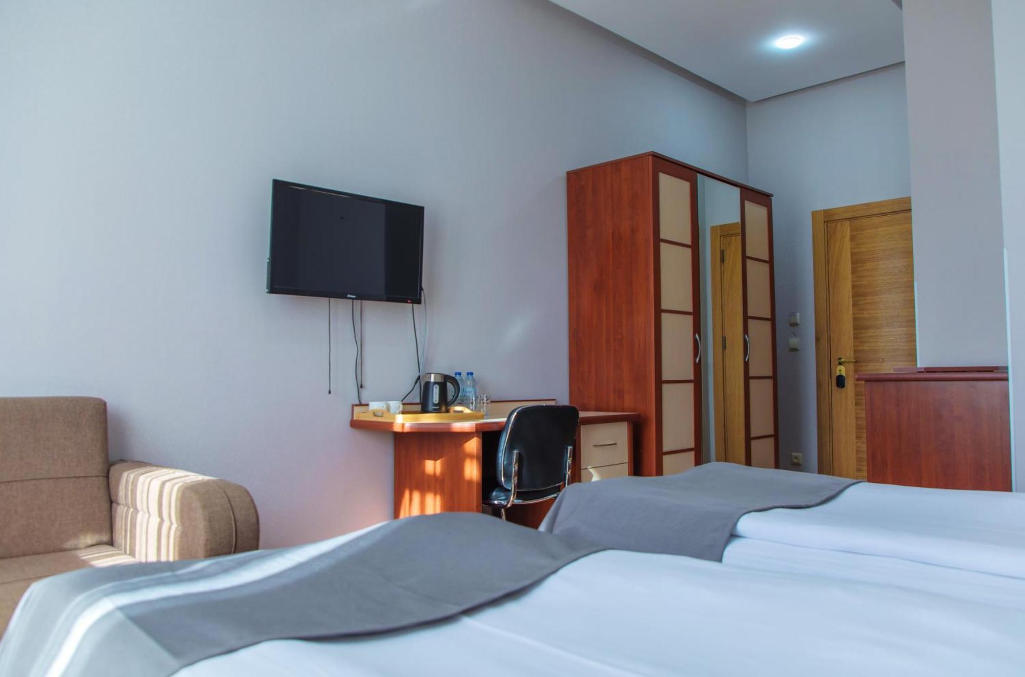 Irmeni Hotel Tbilisi Esterno foto