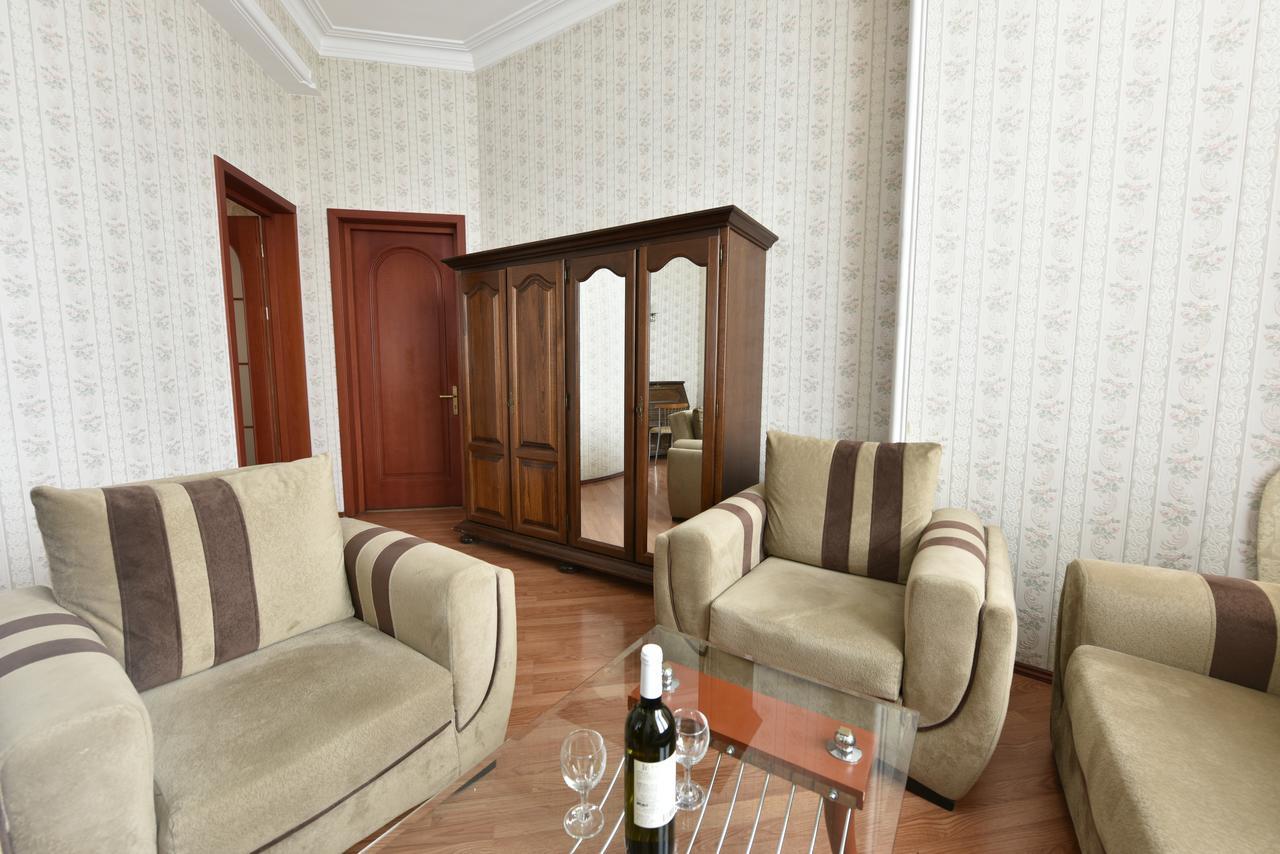 Irmeni Hotel Tbilisi Esterno foto