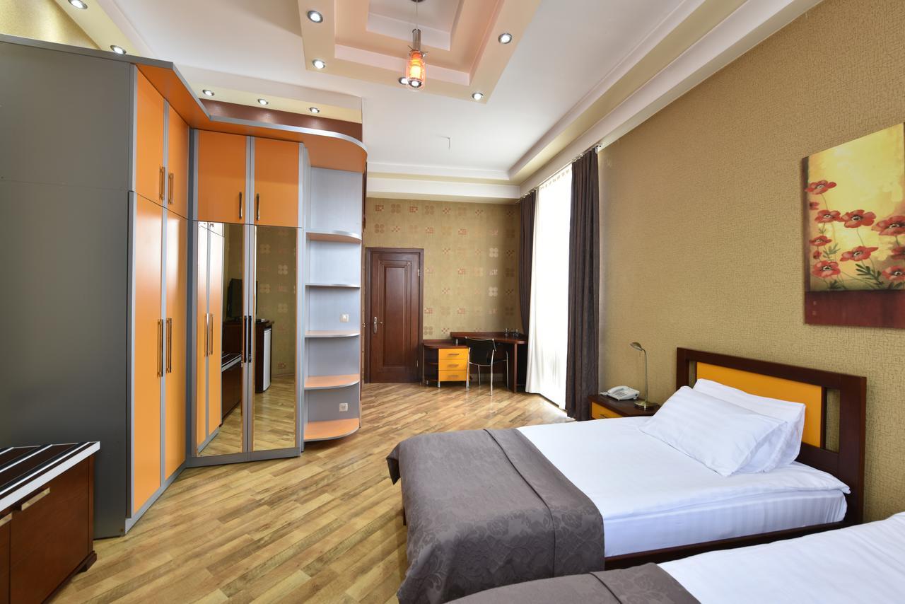 Irmeni Hotel Tbilisi Esterno foto