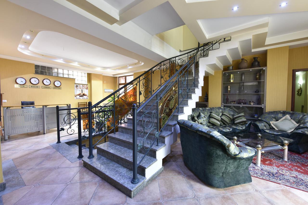 Irmeni Hotel Tbilisi Esterno foto