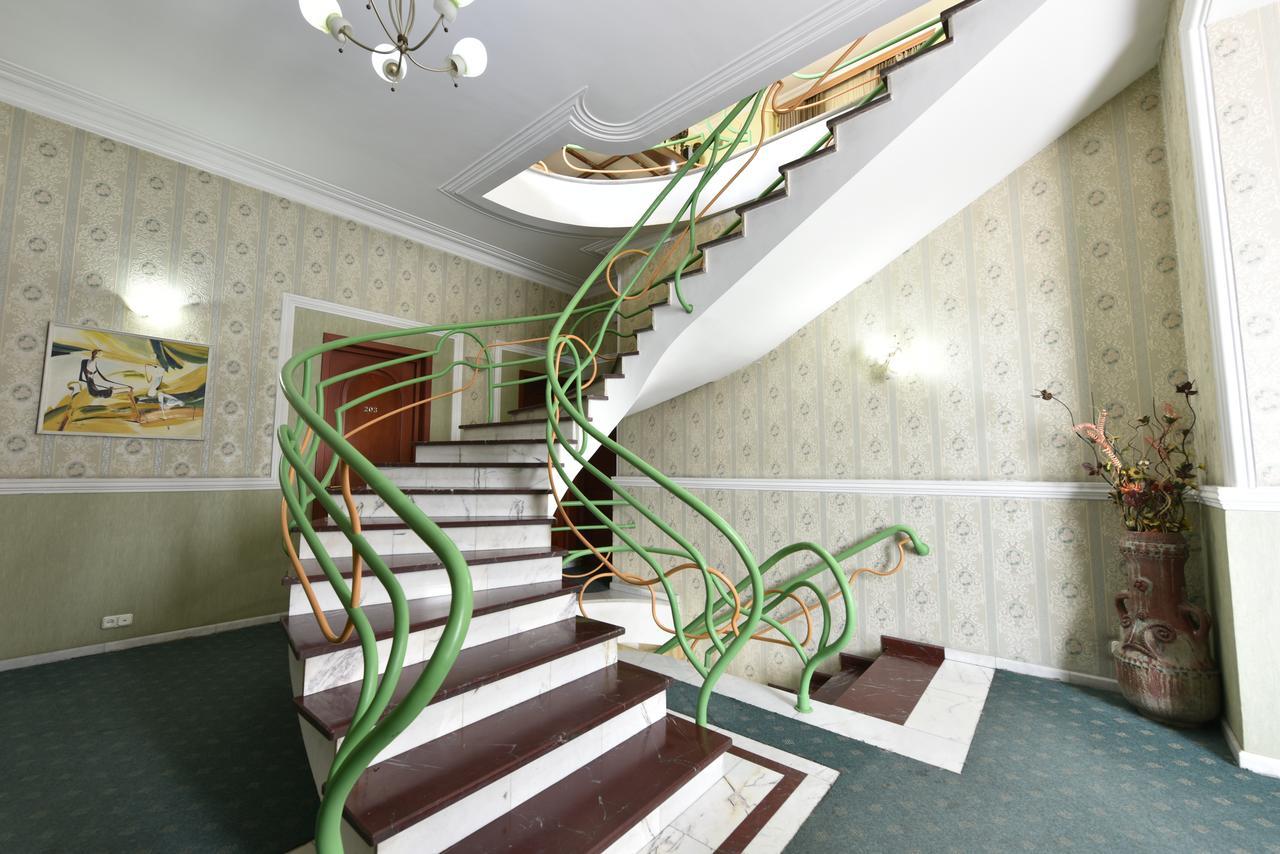 Irmeni Hotel Tbilisi Esterno foto